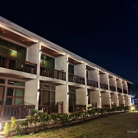 Bugnaw Si-E Beach Resort Bohol Extérieur photo